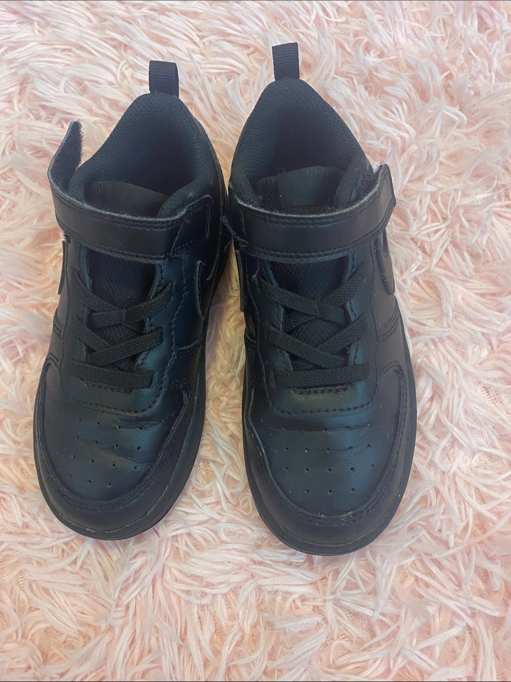 Nike Kids' Black Hook-and-Loop Sneakers